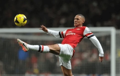 枪手救星即将归来！米兰体育报：吉布斯称赖斯能让阿森纳重回正轨