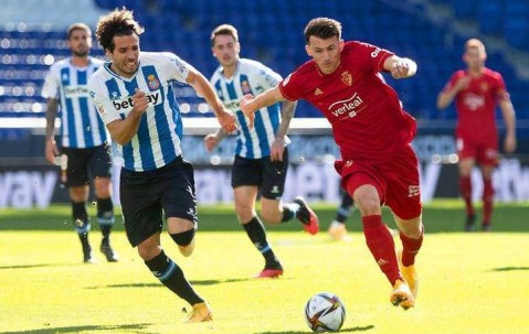 西甲中游生死局！奥萨苏纳主场铁桶阵死磕巴伦西亚，保级压力下谁能破局？