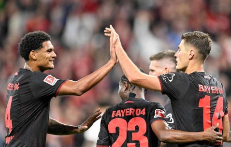 药厂9人擒法兰克福斩获德甲首胜 尤勒曼上任换帅如换刀