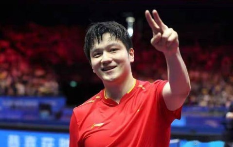 就在今天！德甲乒乓球赛！樊振东独揽2分难救主，队友连丢三局惜败