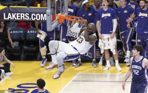 东契奇28+5+9詹姆斯24+1+5 湖人胜国王