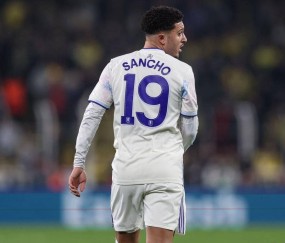 从13亿身价跌至2000万！维拉拒绝接盘，曼联赔本生意，桑乔成英超弃将