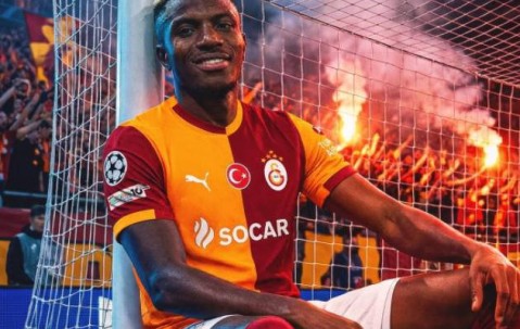 8场7球助力球队挺进欧冠16强！1亿巨星拒绝豪门，降维打击展现霸气